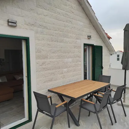 Veronika,beppo,coolio Apartament